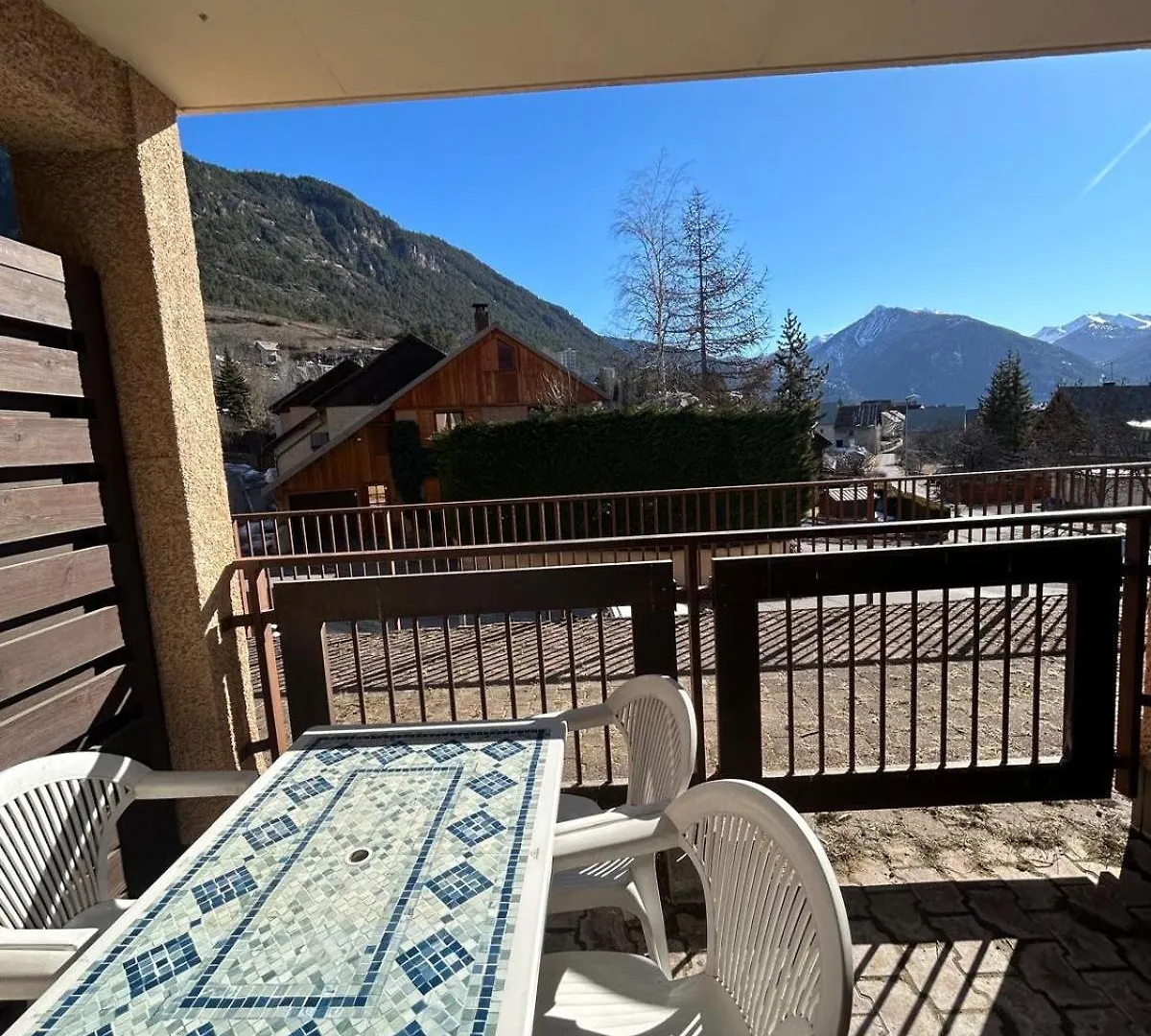 Apartment Chaleureux Appartement Moderne Briancon